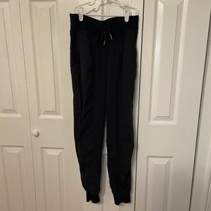 Lululemon Dance Studio Mid-Rise Jogger 29" size 6 black